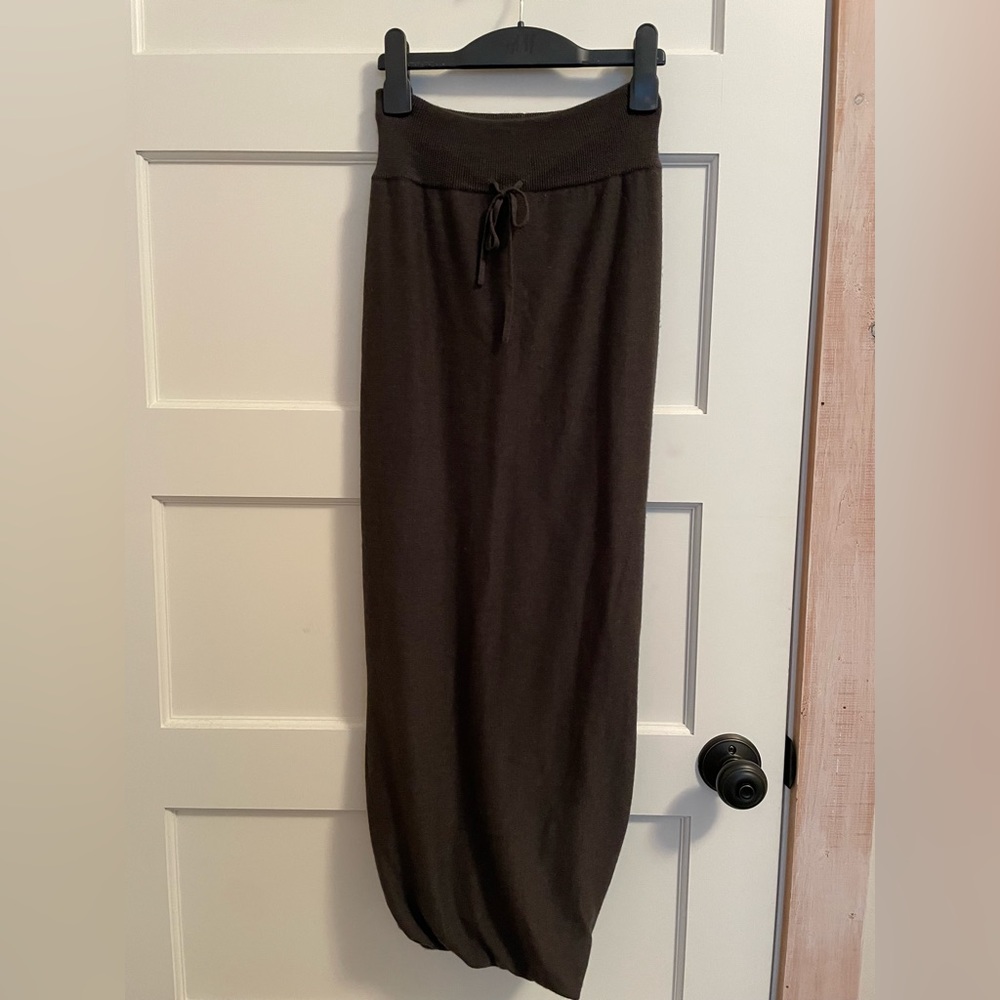 Urban Zen by Donna Karan, long cashmere/silk skirt